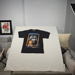 Nirvana Kurt Cobain Memorial Tee